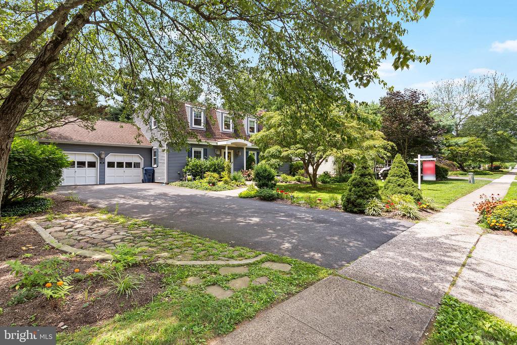 20 SPRINGWOOD