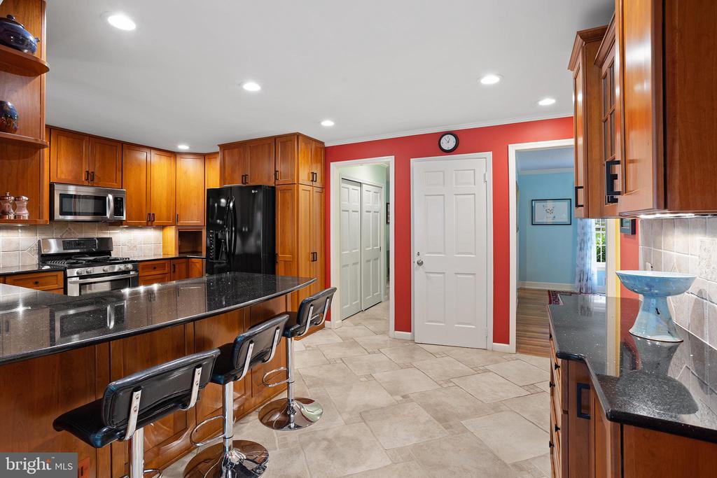 20 SPRINGWOOD