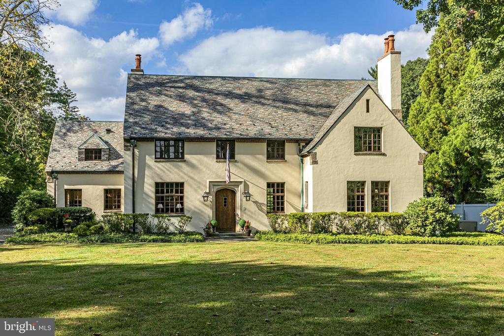 155 HODGE ROAD