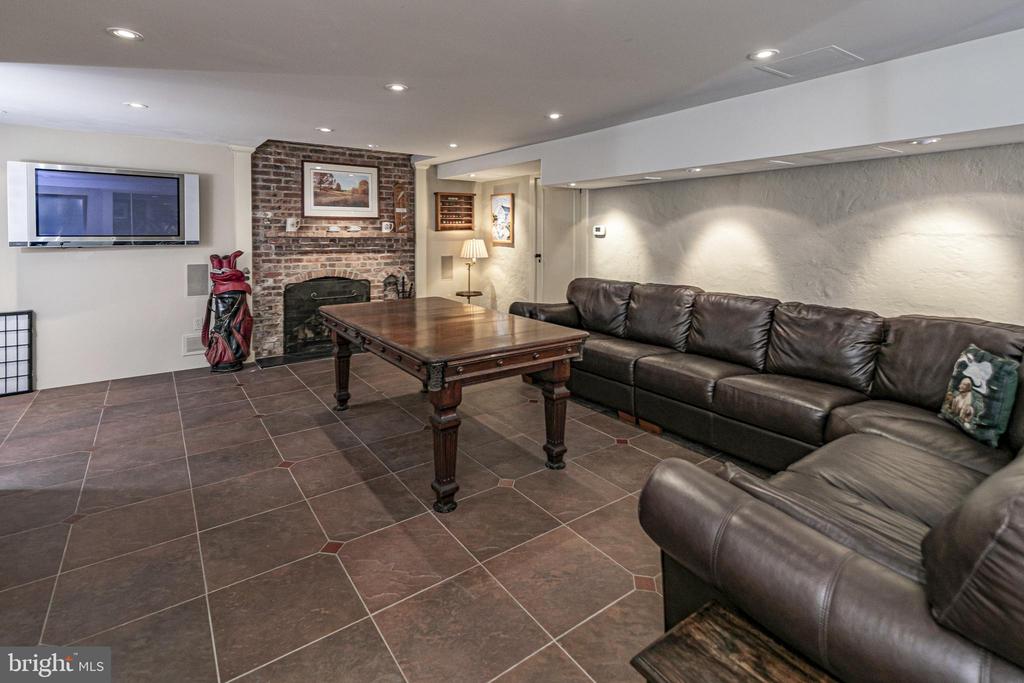 155 HODGE ROAD