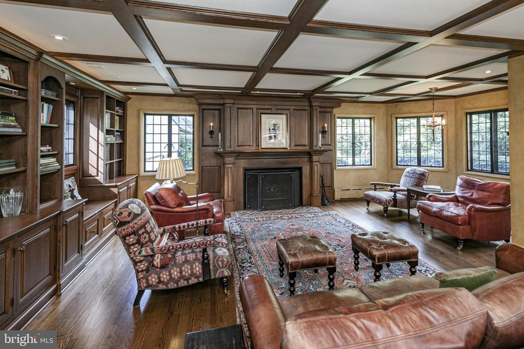 155 HODGE ROAD
