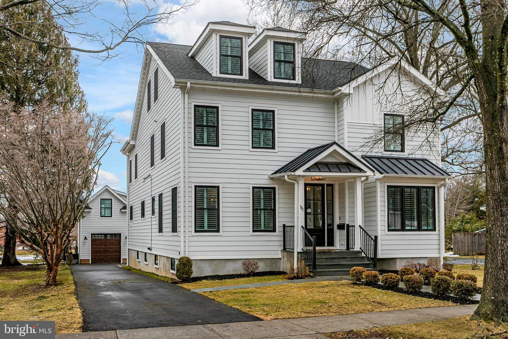111 LANING AVENUE