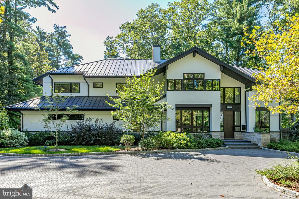 44 ARMOUR ROAD