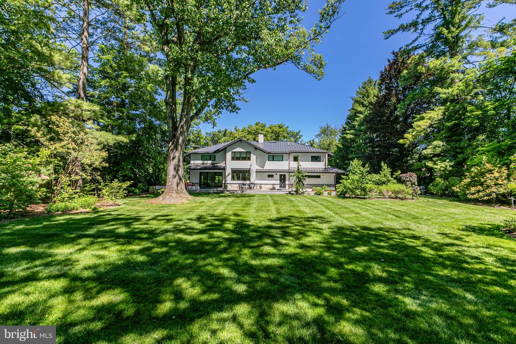 44 ARMOUR ROAD