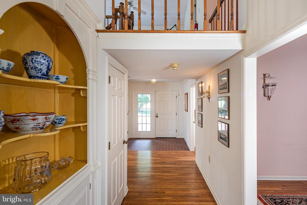 48 GLEN DRIVE