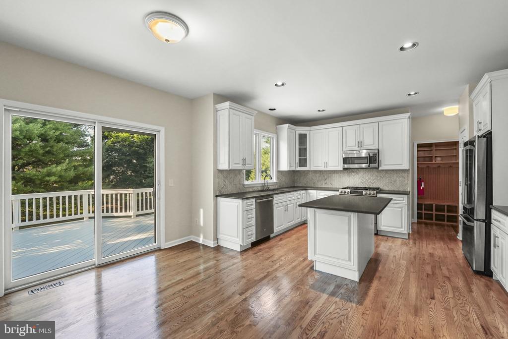 4 Princeville Ct