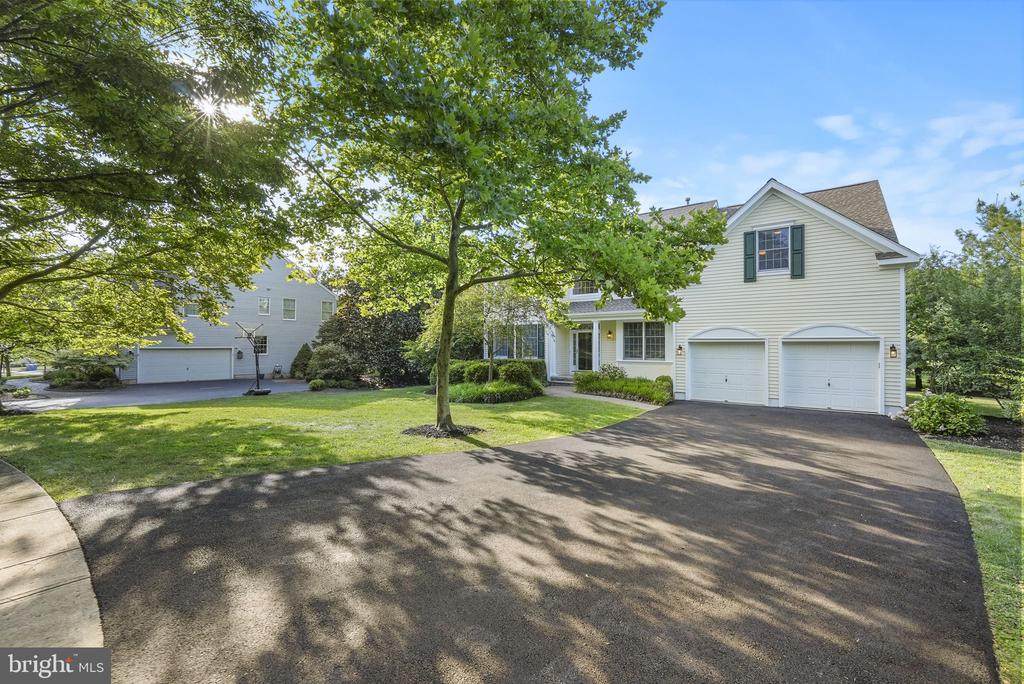 4 Princeville Ct