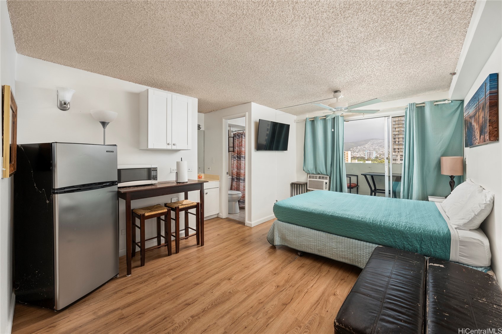 2463 Kuhio Avenue 810