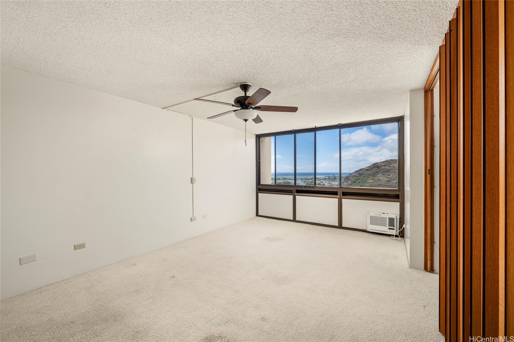501 Hahaione Street 1/19J