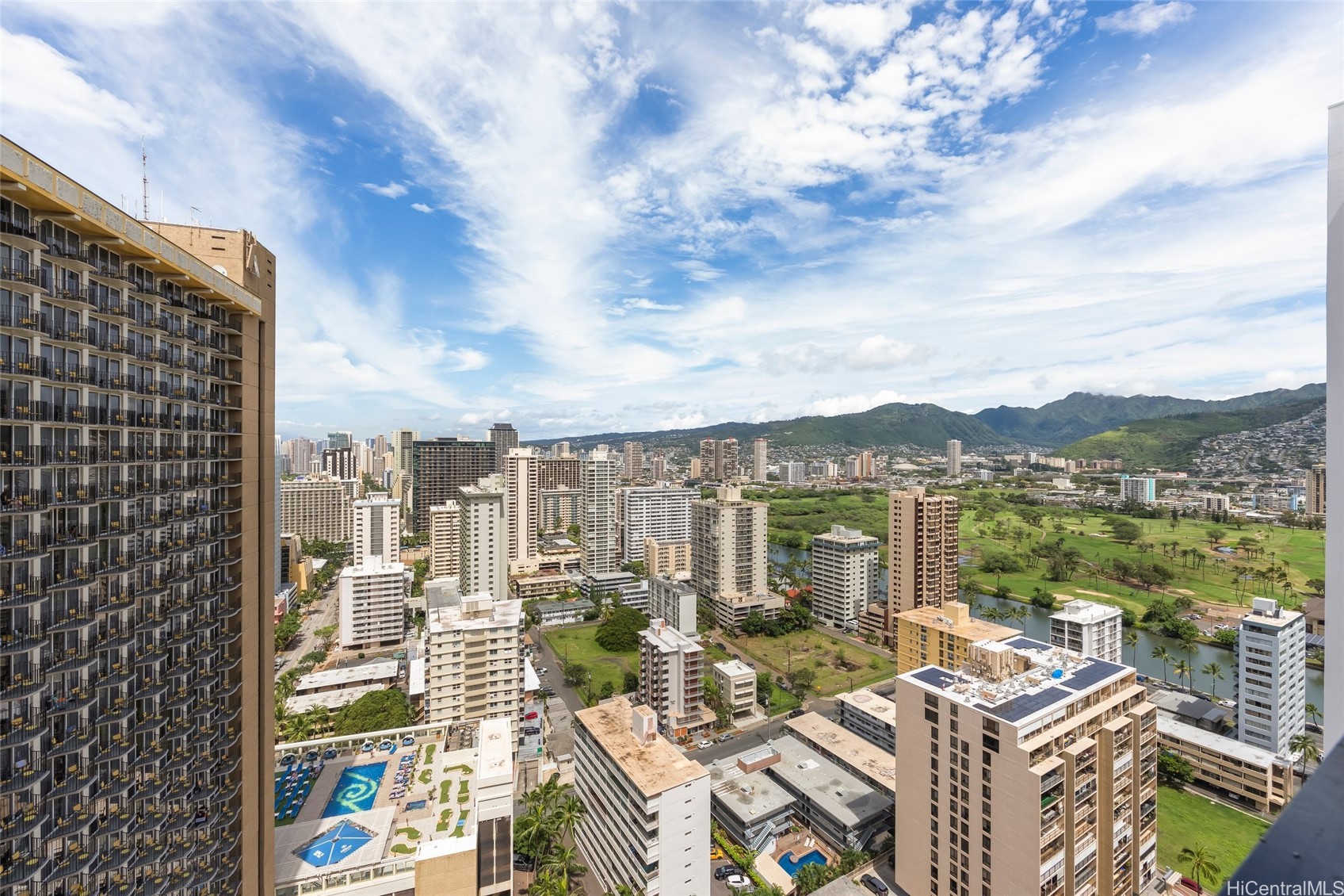 201 Ohua Avenue I-3204