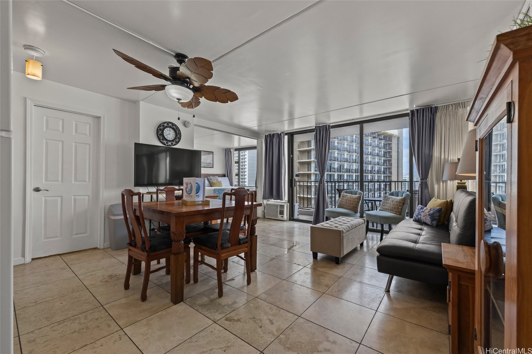 201 Ohua Avenue I-3204