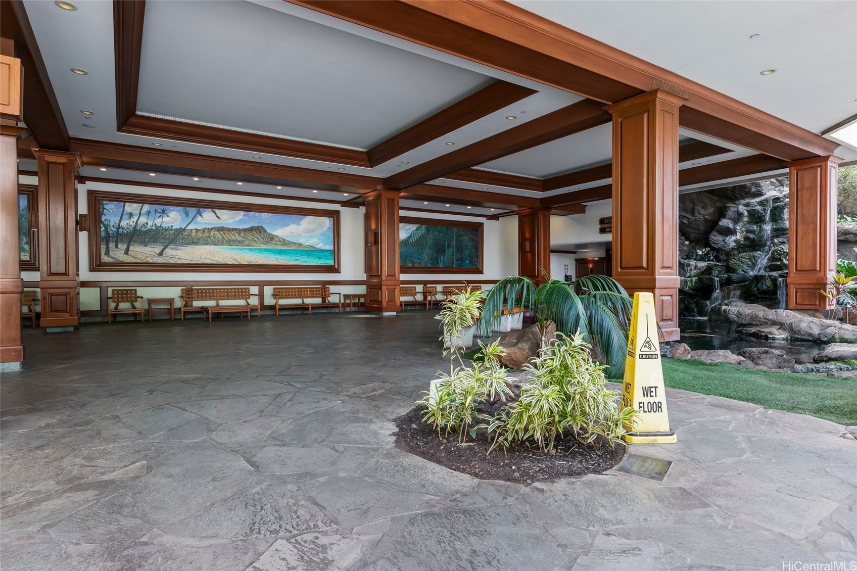 201 Ohua Avenue I-3204