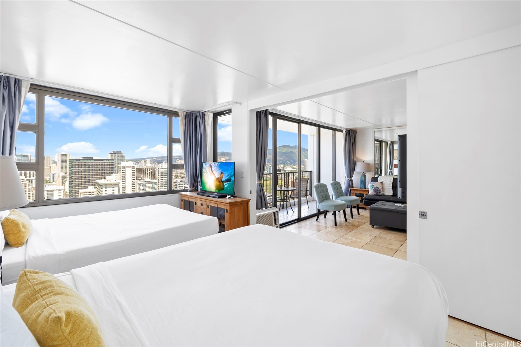 201 Ohua Avenue I-3204