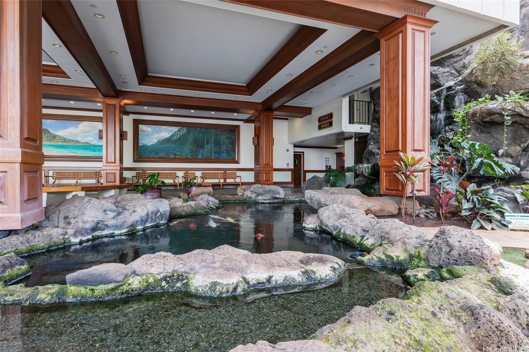 201 Ohua Avenue I-3204