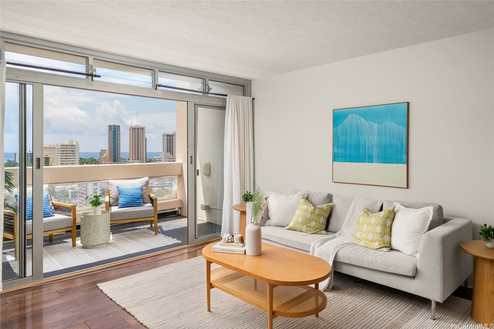 500 University Avenue 1801