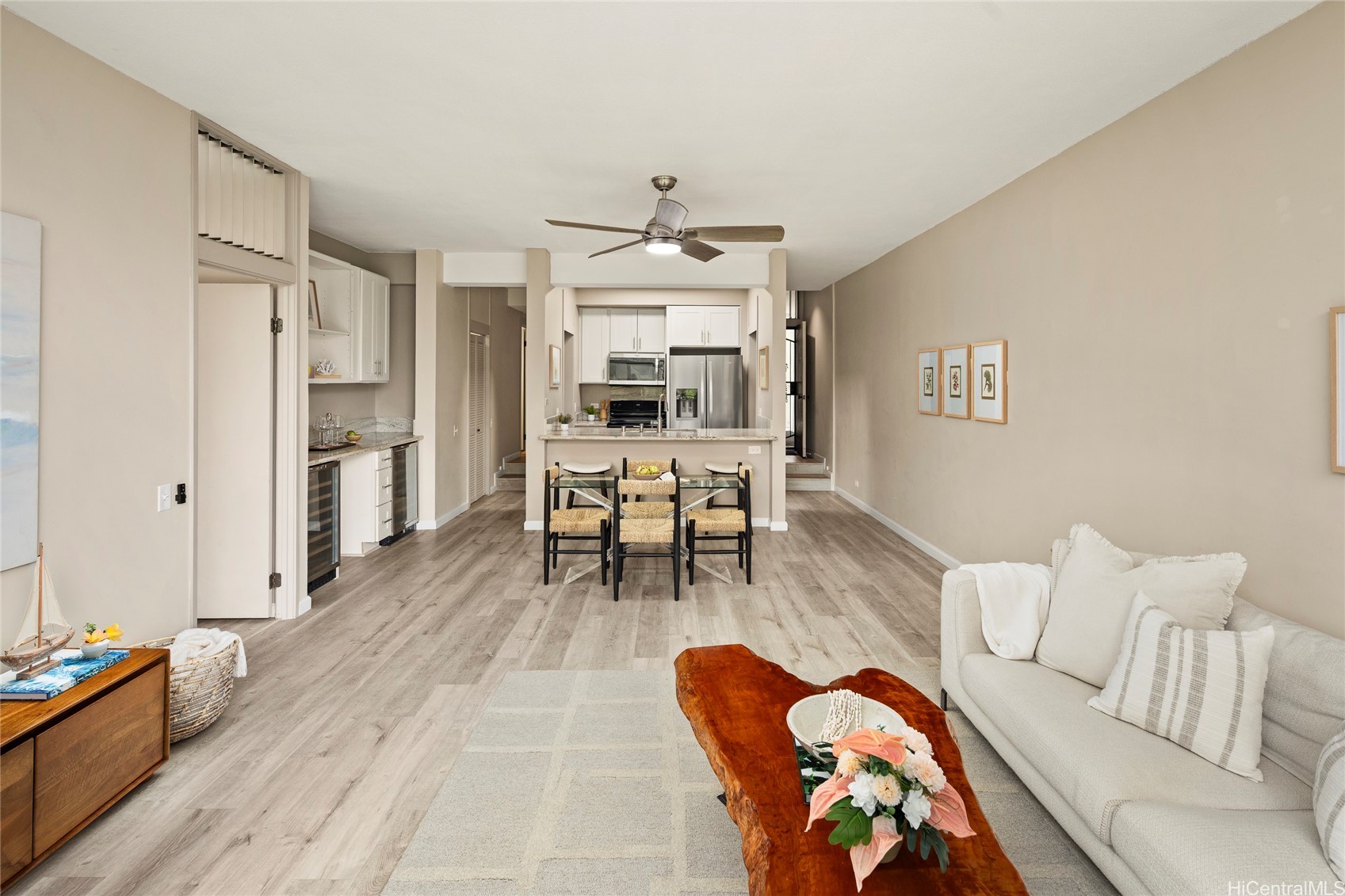 1020 Aoloa Place 307B
