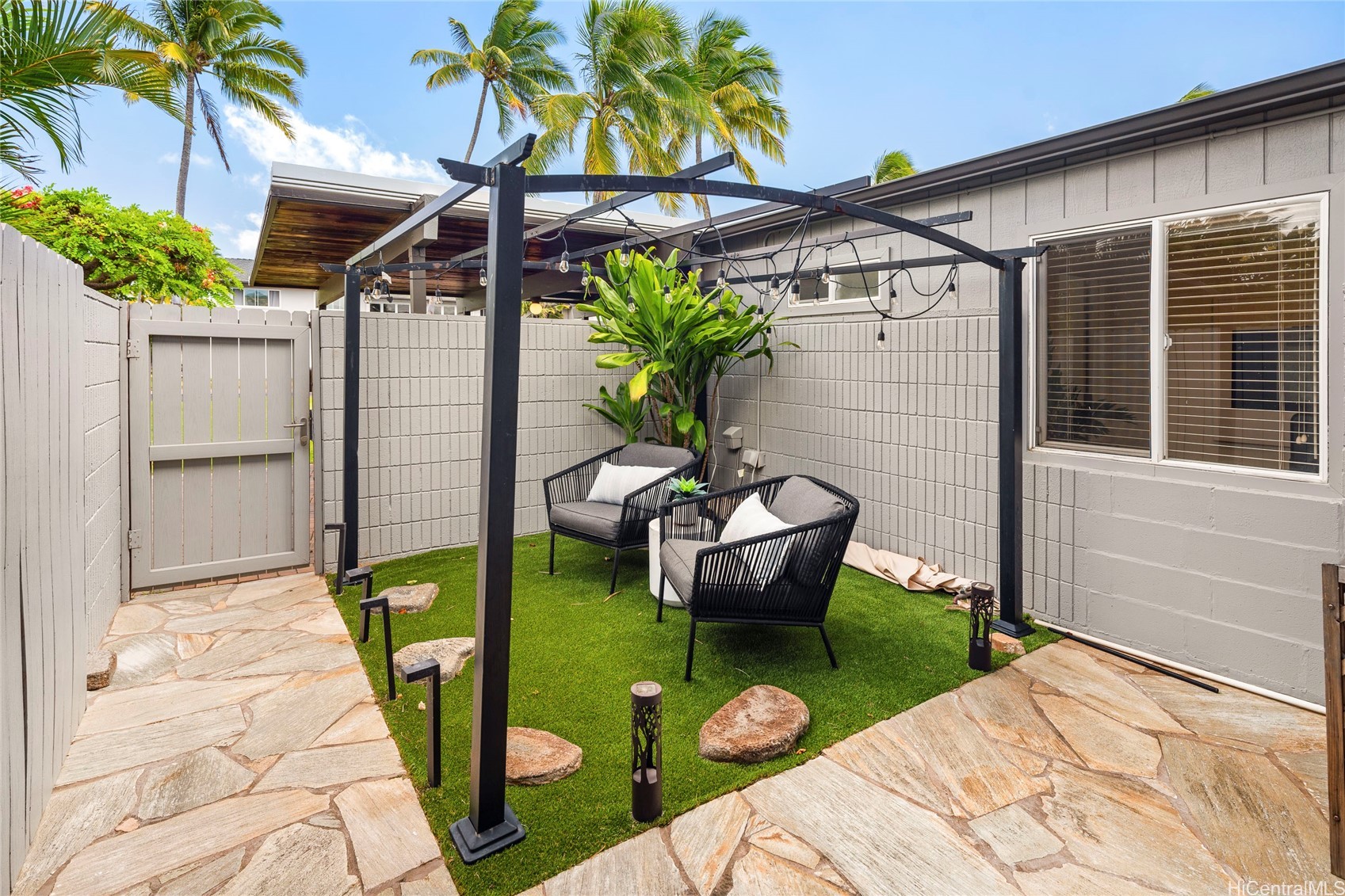 419 Koko Isle Circle 9909