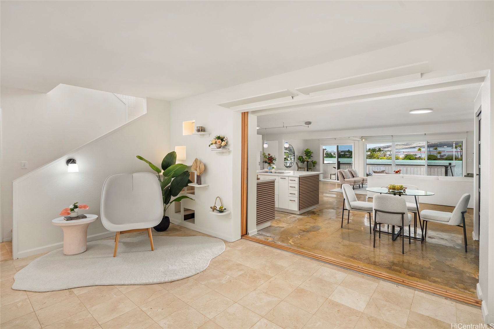 419 Koko Isle Circle 9909