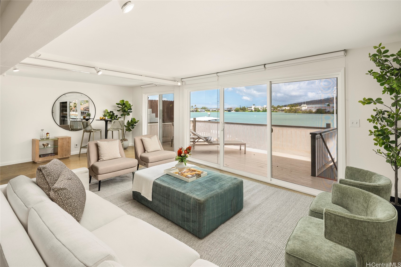 419 Koko Isle Circle 9909