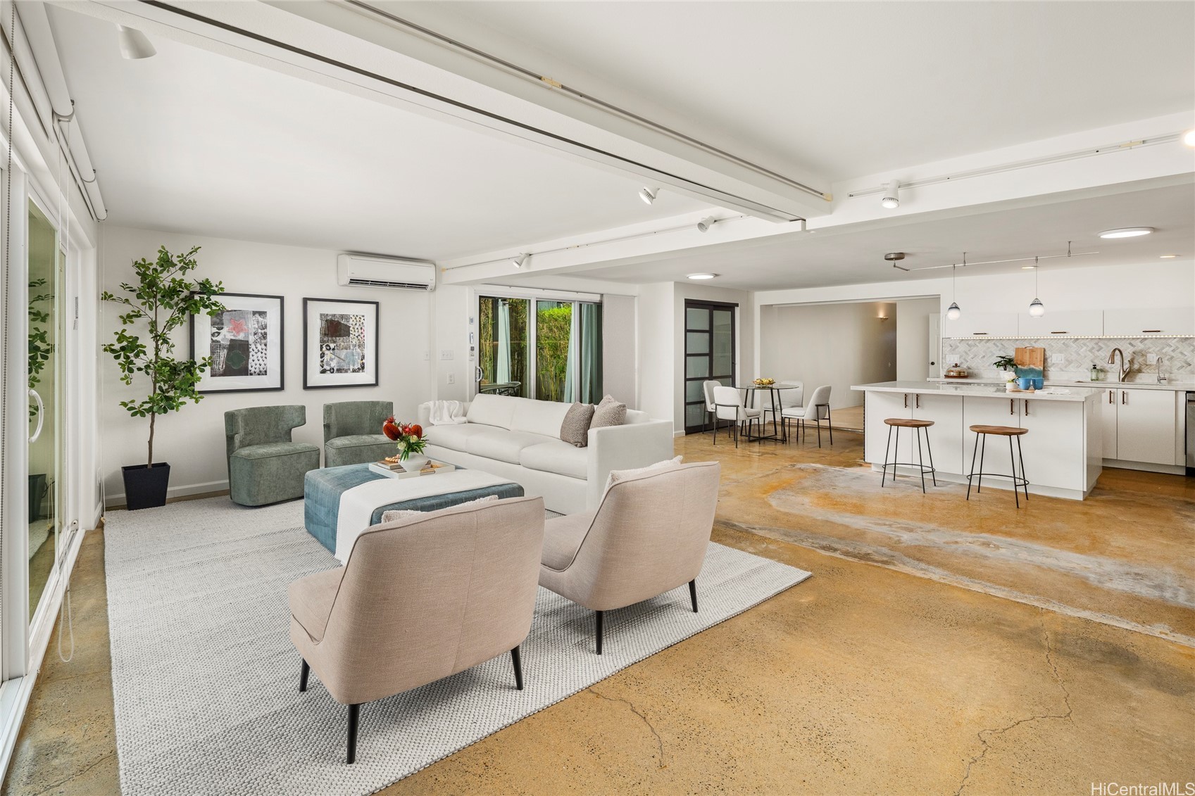 419 Koko Isle Circle 9909