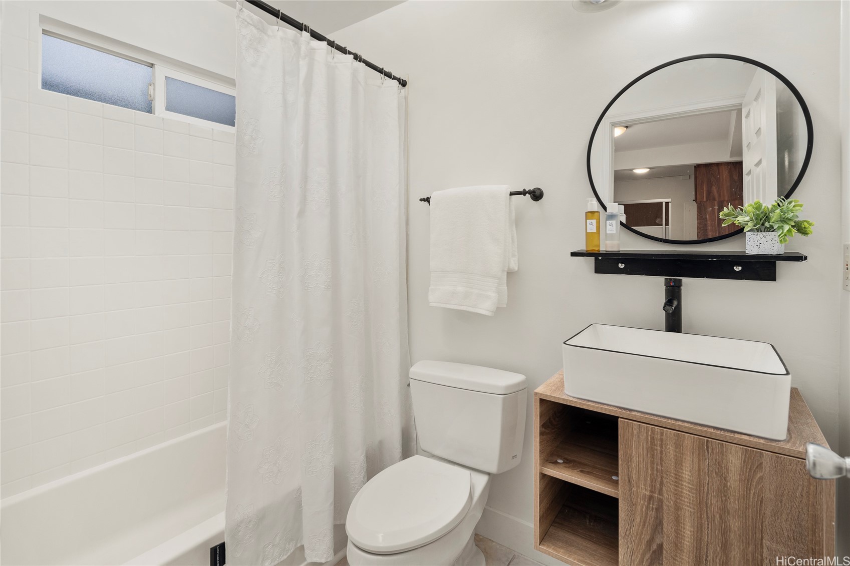 419 Koko Isle Circle 9909