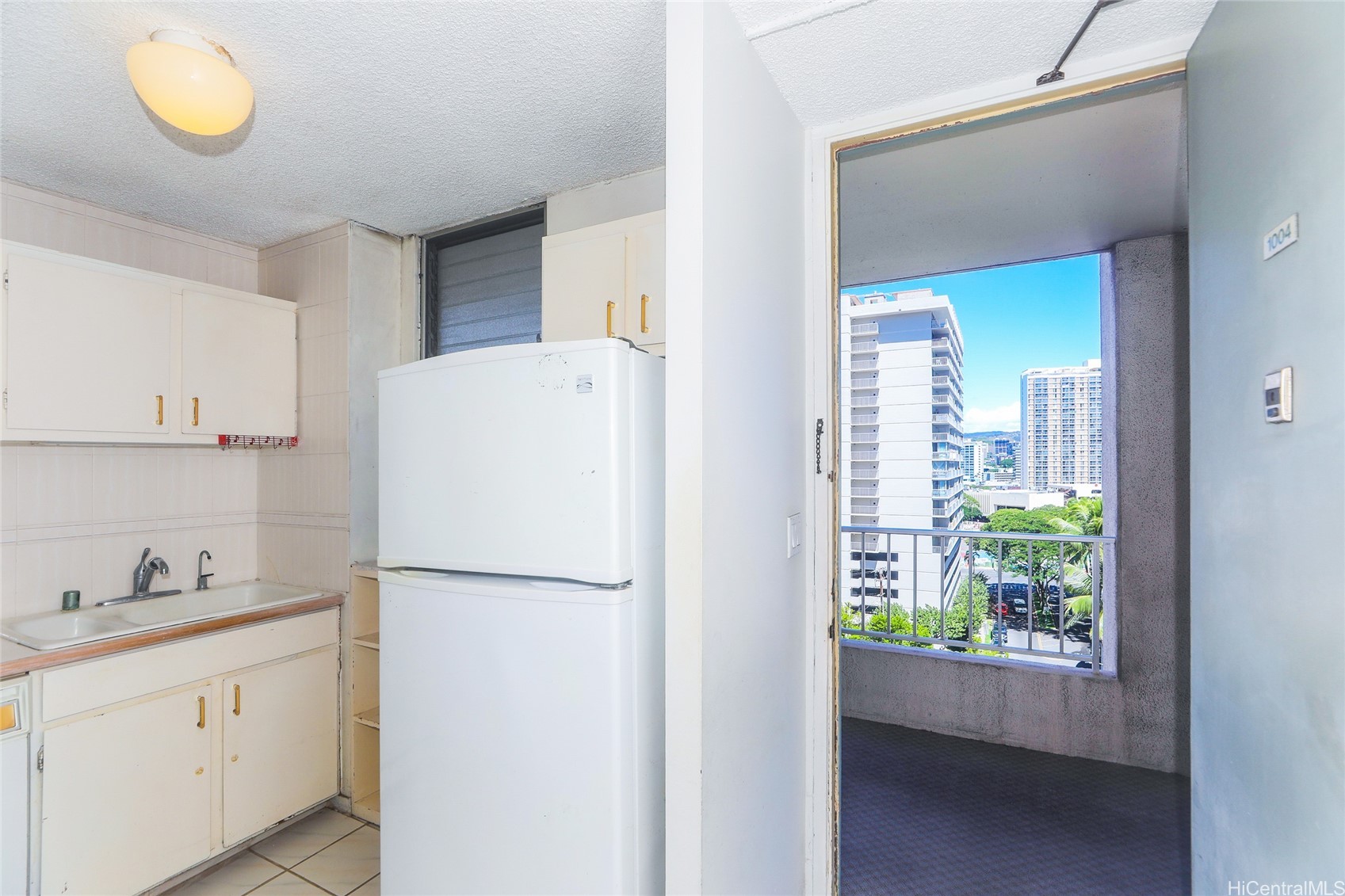 1848 Kahakai Drive 1004