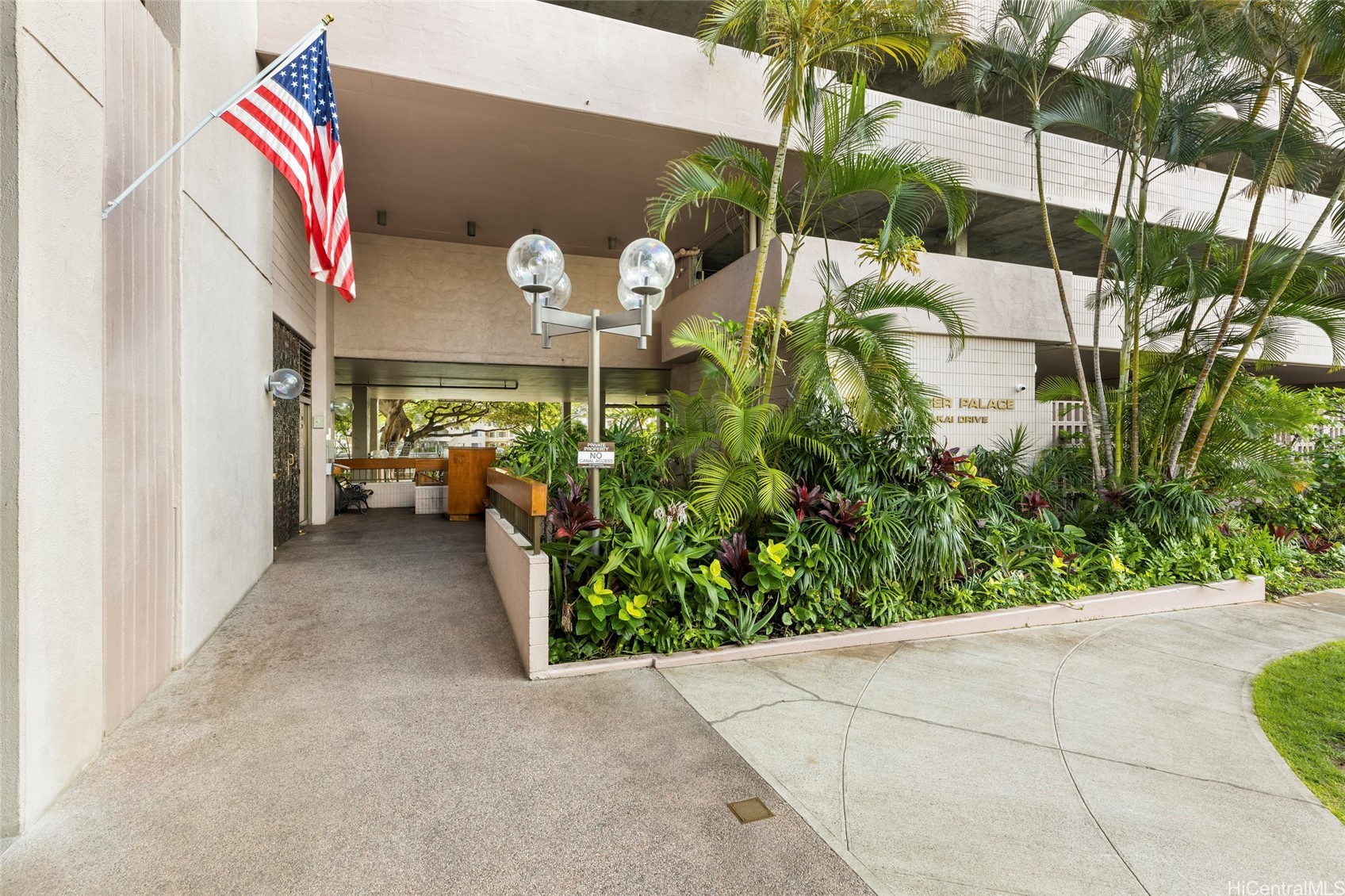 1848 Kahakai Drive 1004