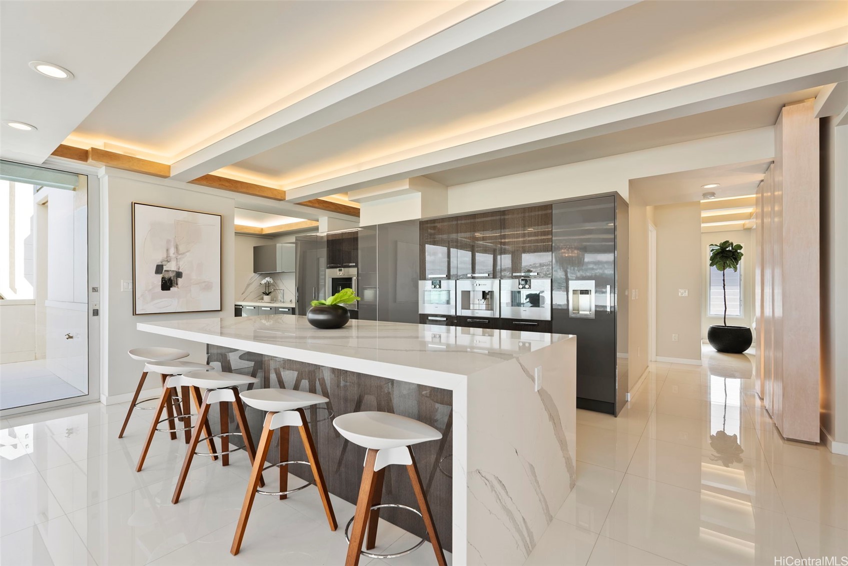 2533 Ala Wai Boulevard PH