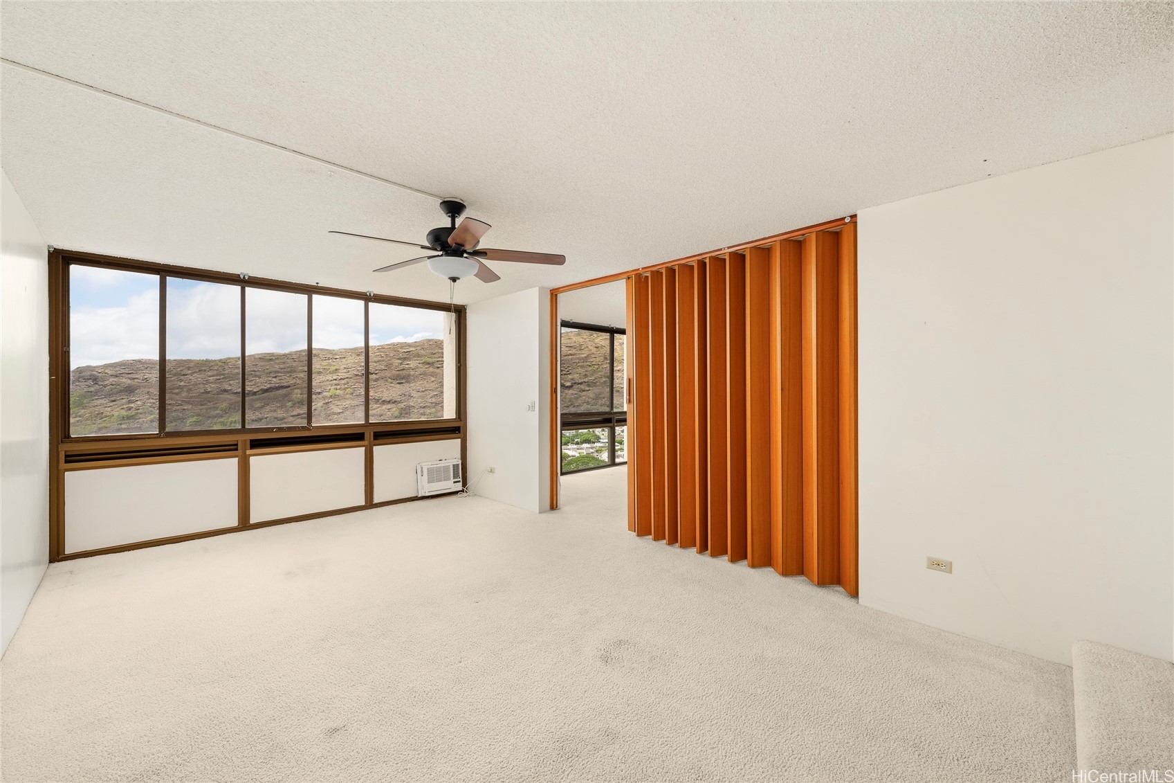 501 Hahaione Street 1/19J