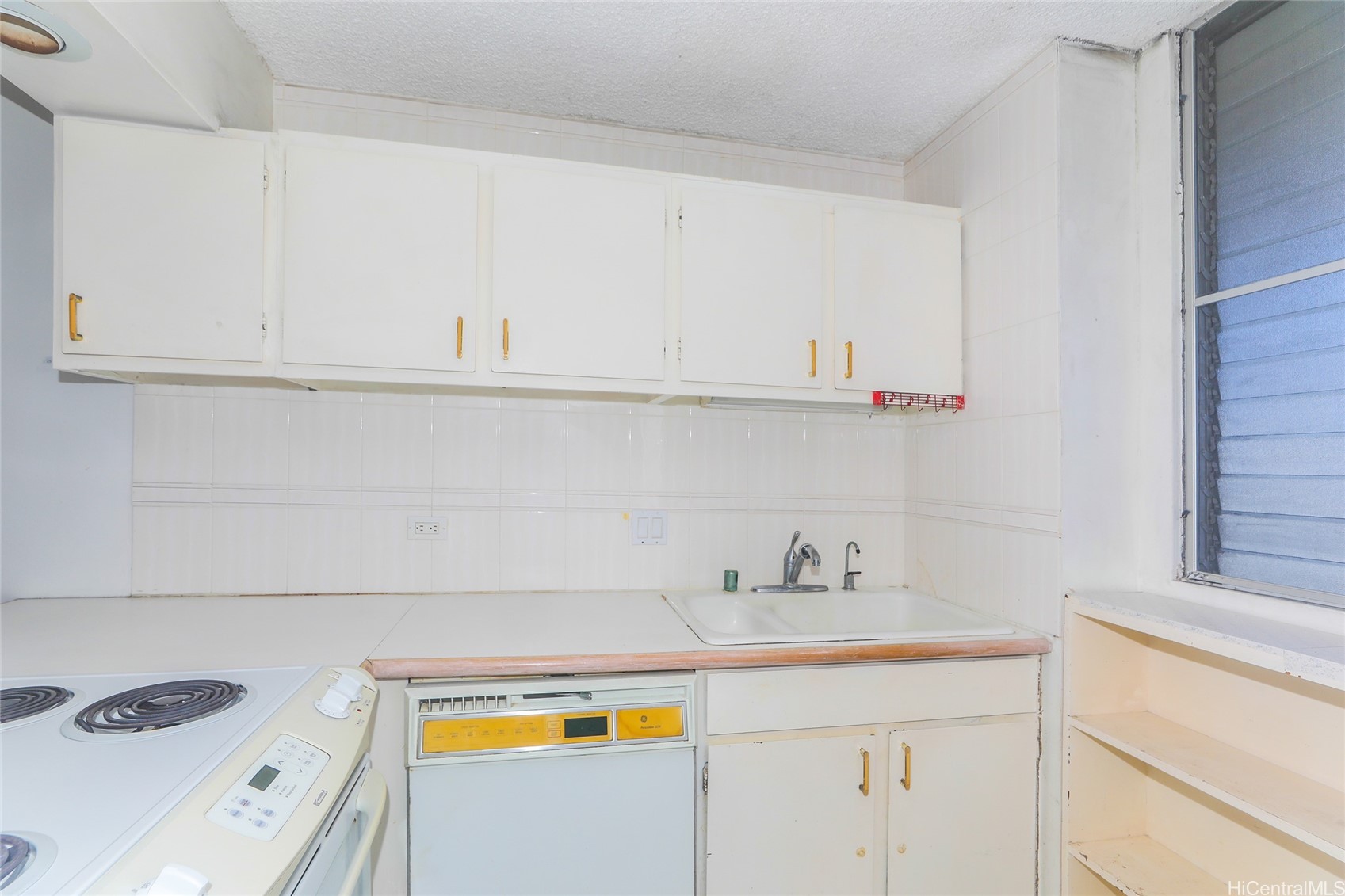 1848 Kahakai Drive 1004