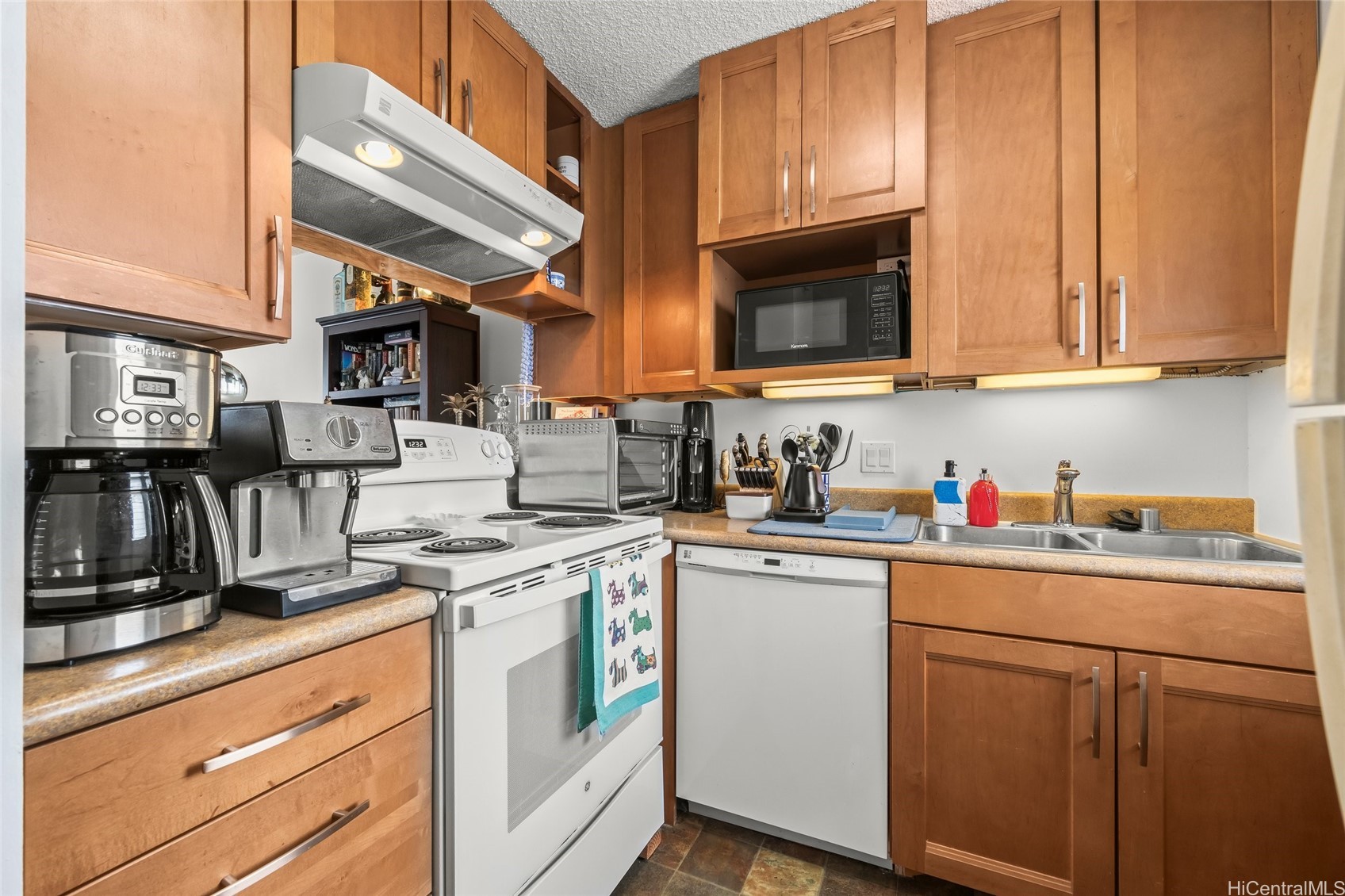 1848 Kahakai Drive 2006