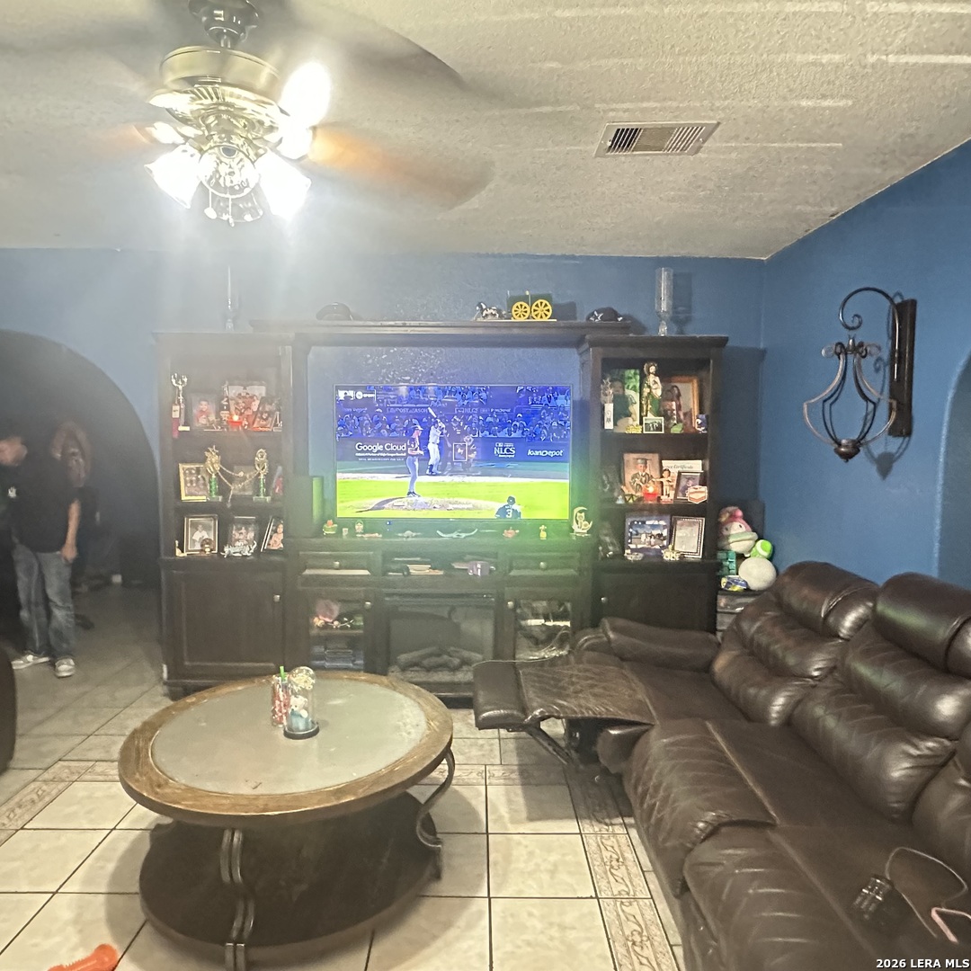 1001 Arlington