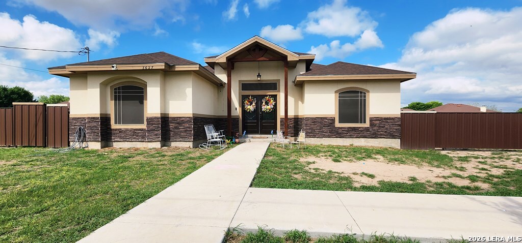 3627 Reindeer Dr.