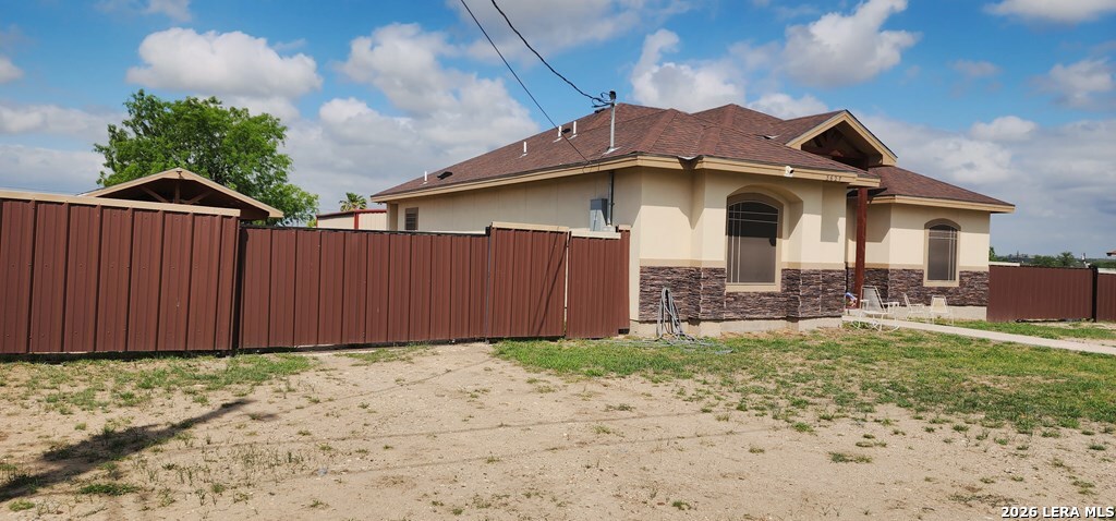 3627 Reindeer Dr.