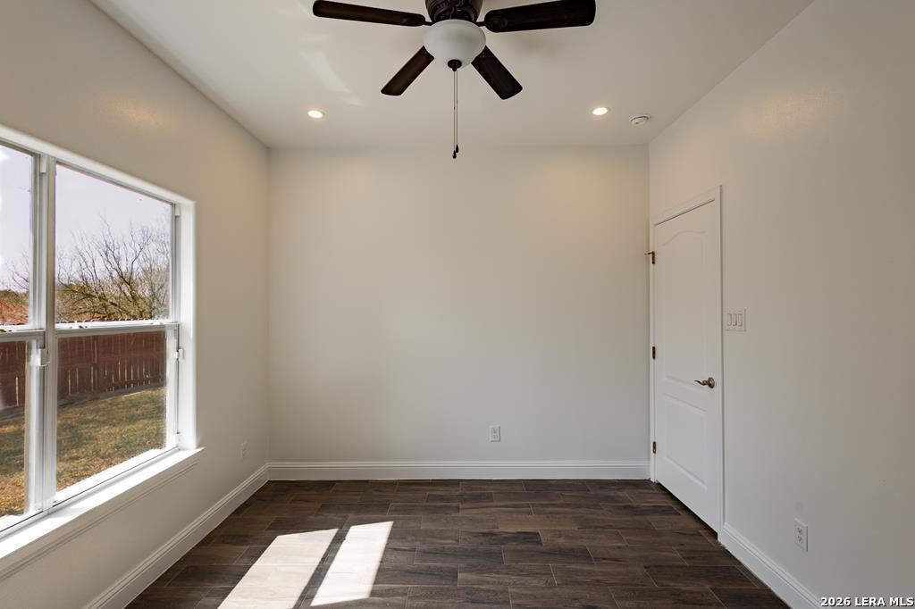 945 Vista Hermosa Drive