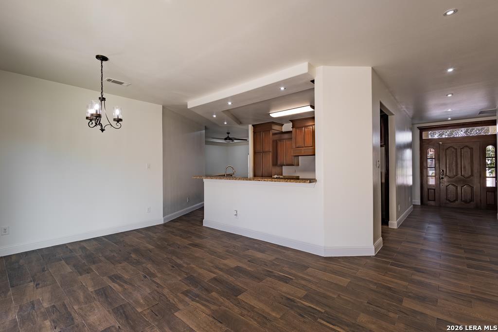 945 Vista Hermosa Drive