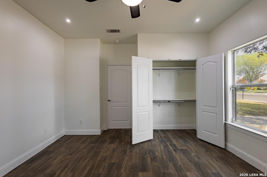 945 Vista Hermosa Drive