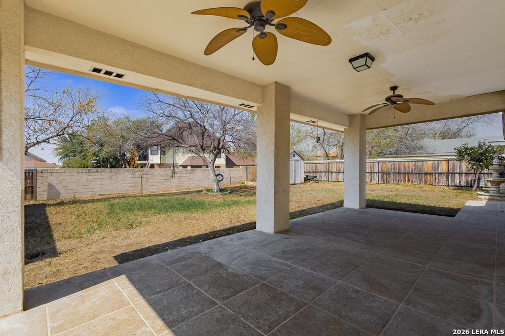 945 Vista Hermosa Drive