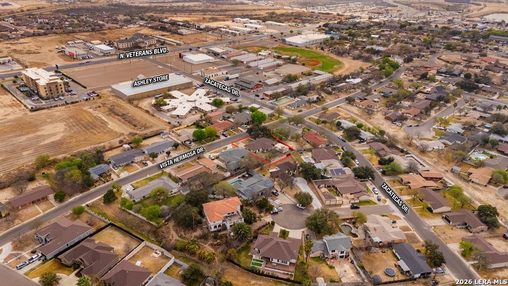 945 Vista Hermosa Drive