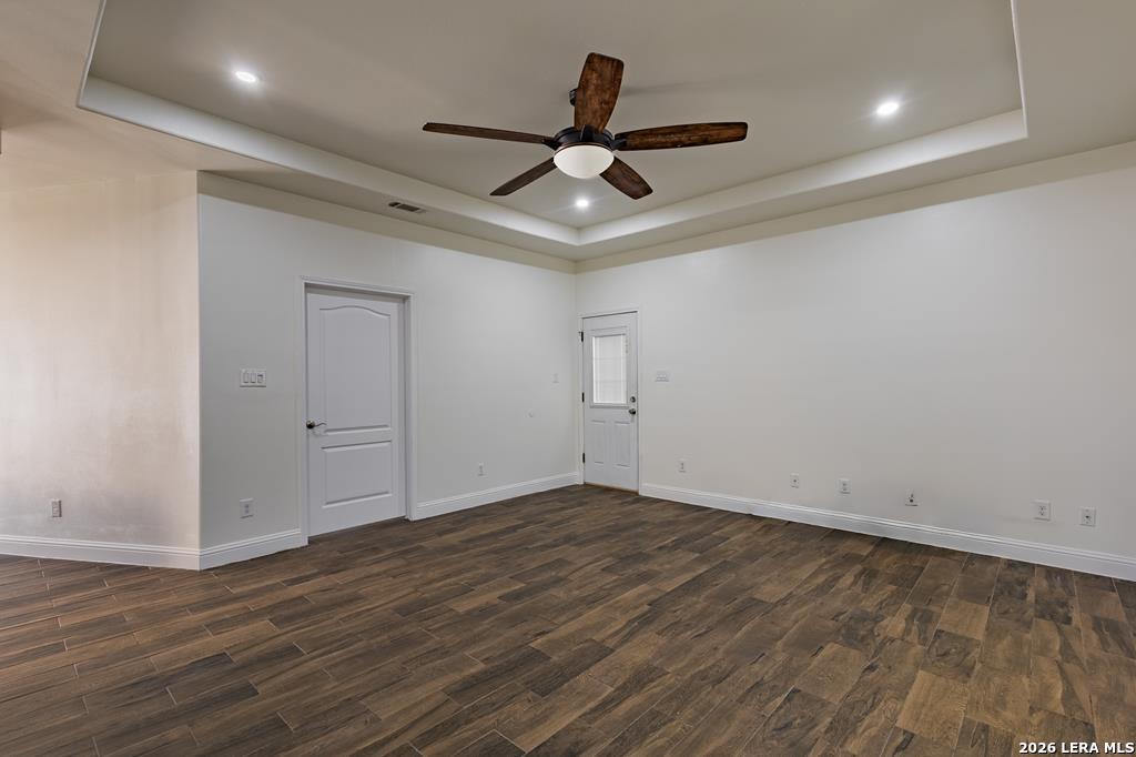 945 Vista Hermosa Drive