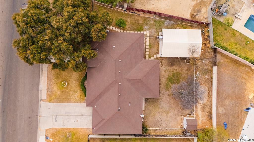945 Vista Hermosa Drive