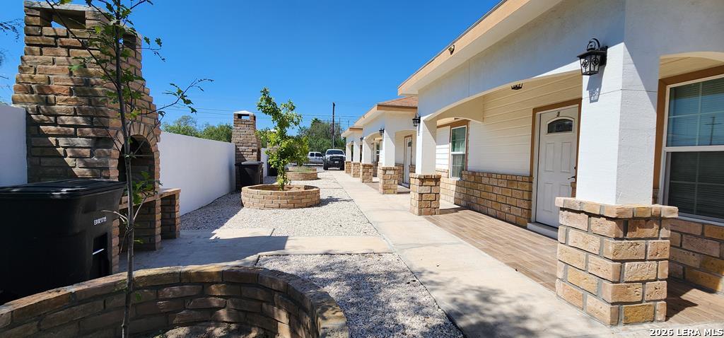 578 Memo Robinson Rd.