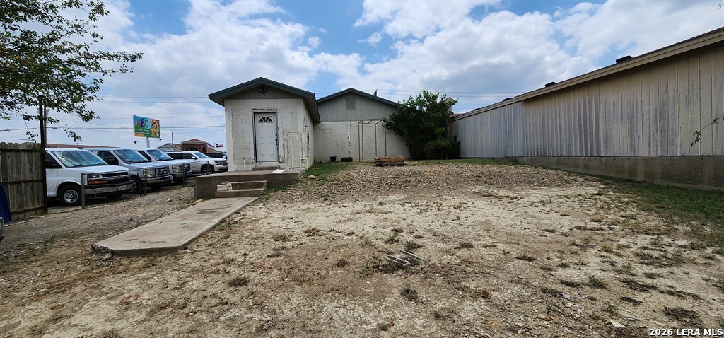 2335 El Indio Hwy