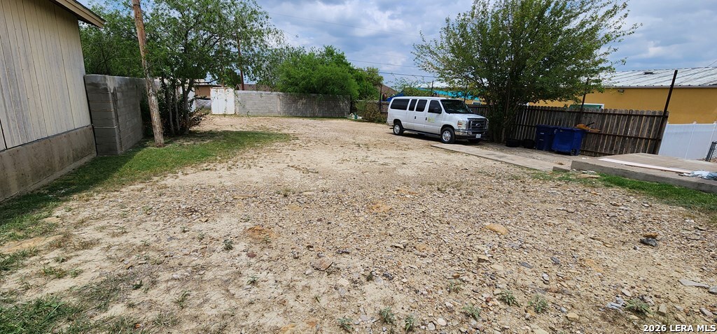 2335 El Indio Hwy