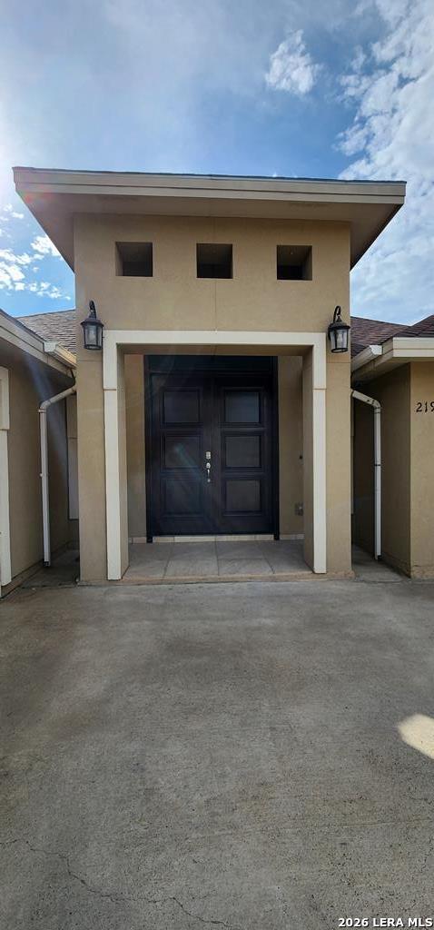 2194 La Jolla St.