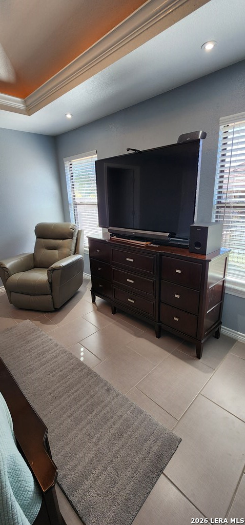 2194 La Jolla St.