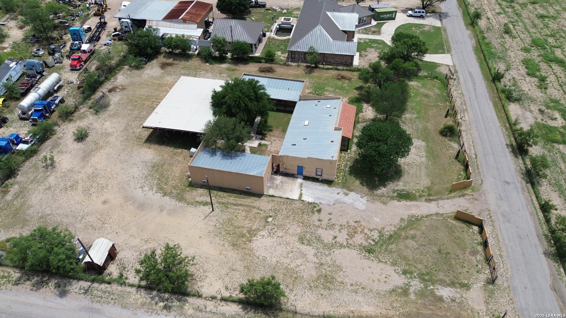 418 County Road 227