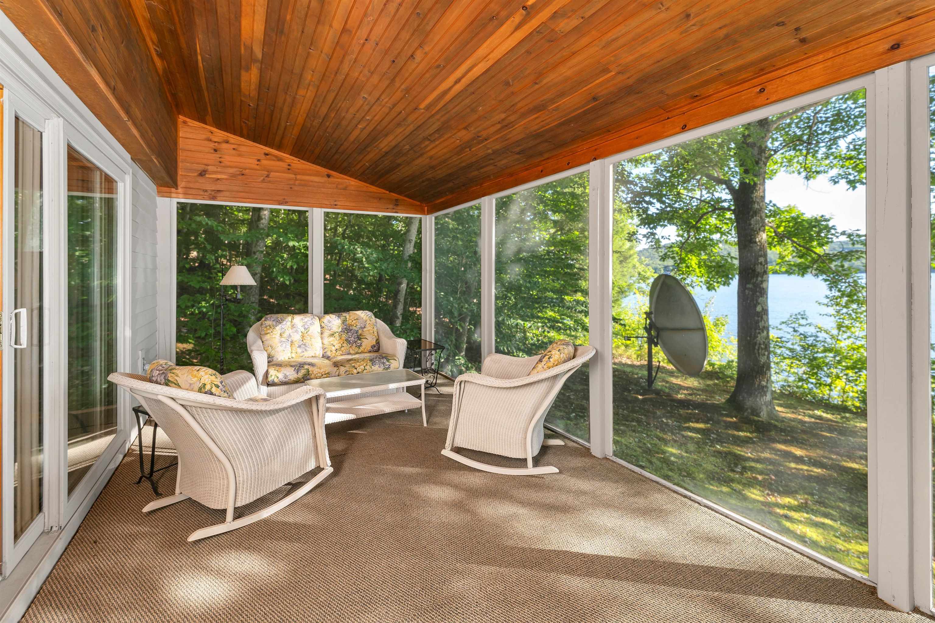 384 New Hampshire Route 113 Route