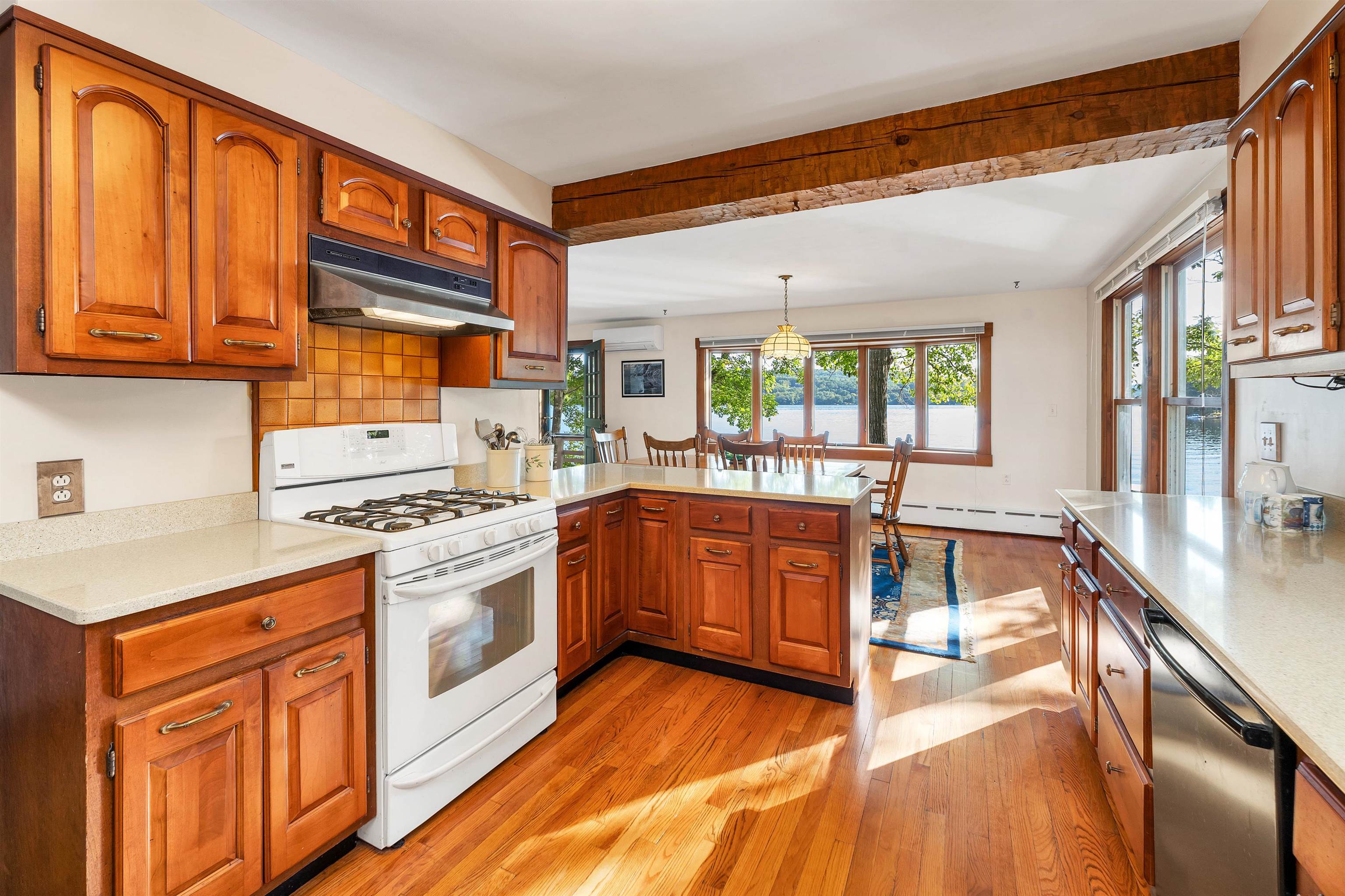 384 New Hampshire Route 113 Route