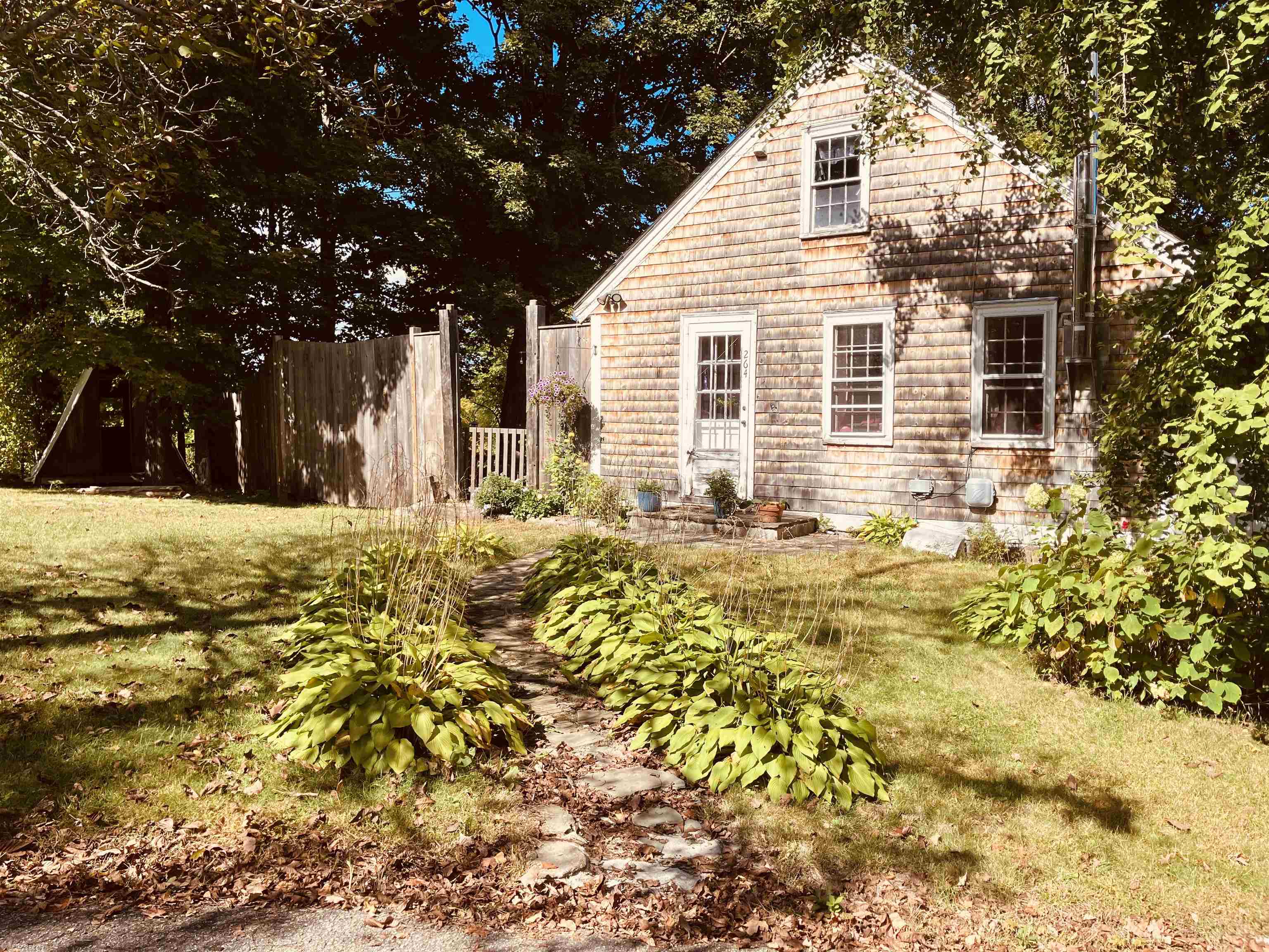264 Old Lake Shore Road